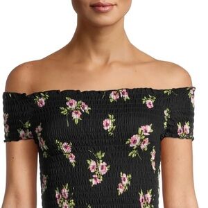 Ardene Black Off the Shoulder Ruched dainty Floral crop top women's size Medium
